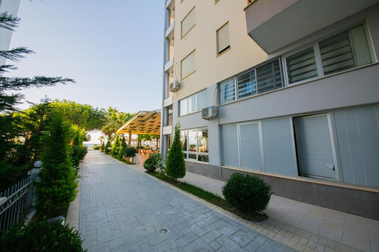 Apartments Qerret Golem  Exterior foto