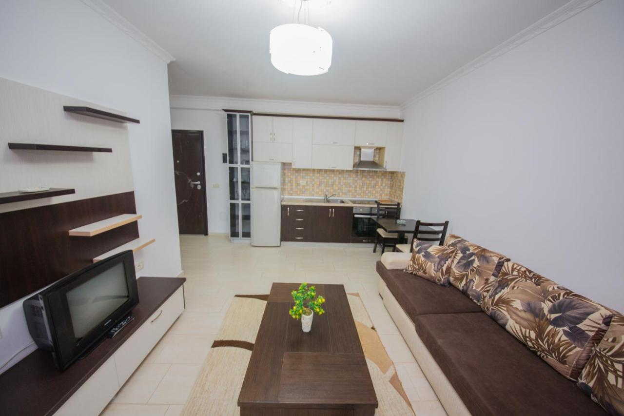 Apartments Qerret Golem  Exterior foto