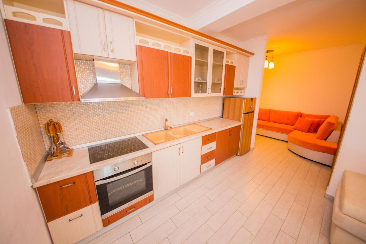 Apartments Qerret Golem  Exterior foto